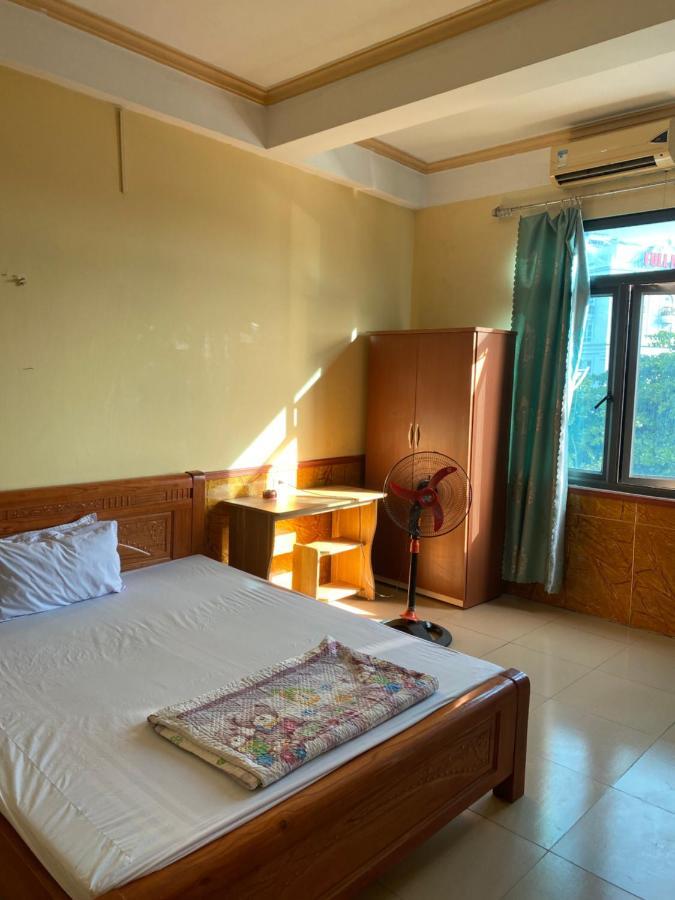 Nha Nghi Famy Otel Mong Cai Dış mekan fotoğraf