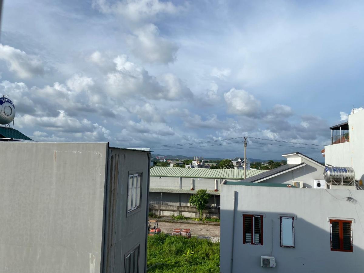Nha Nghi Famy Otel Mong Cai Dış mekan fotoğraf