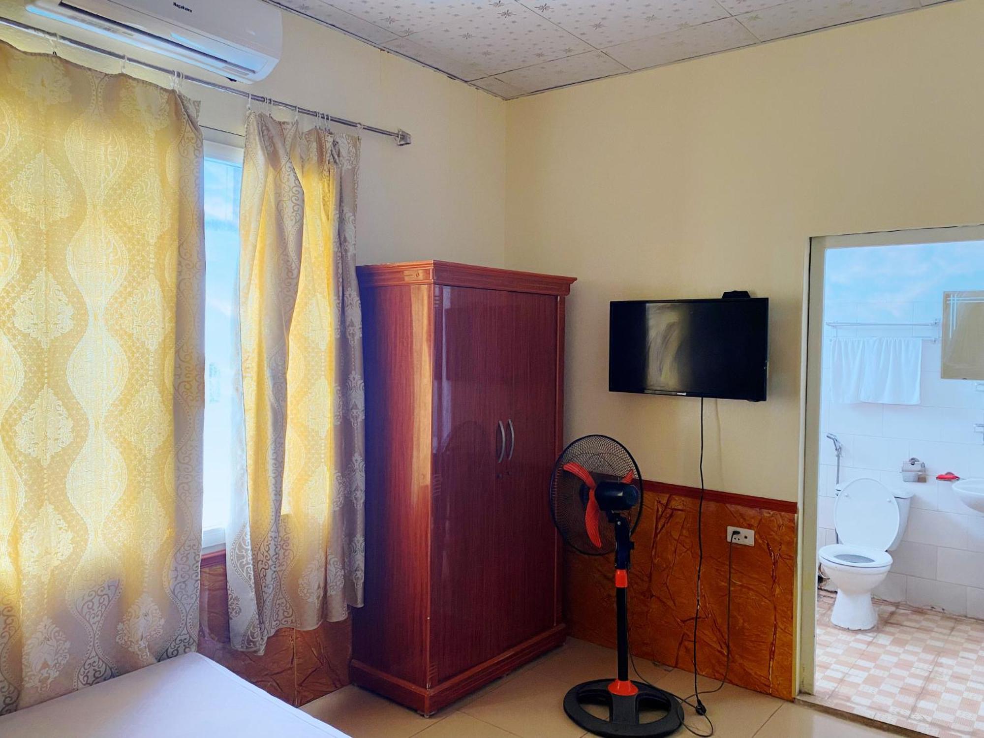Nha Nghi Famy Otel Mong Cai Dış mekan fotoğraf